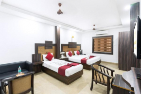 Hotel Kochi Crown